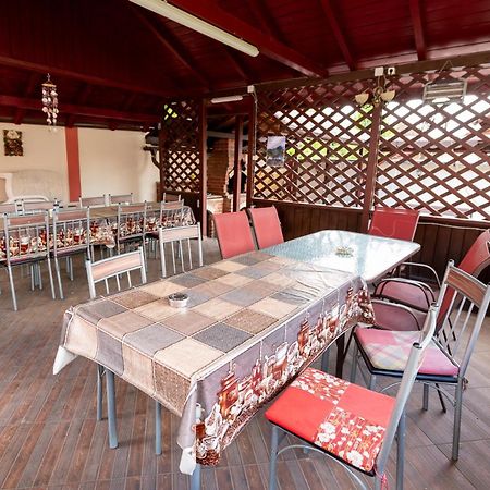 Casa Alex Calimanesti Hotel Ngoại thất bức ảnh