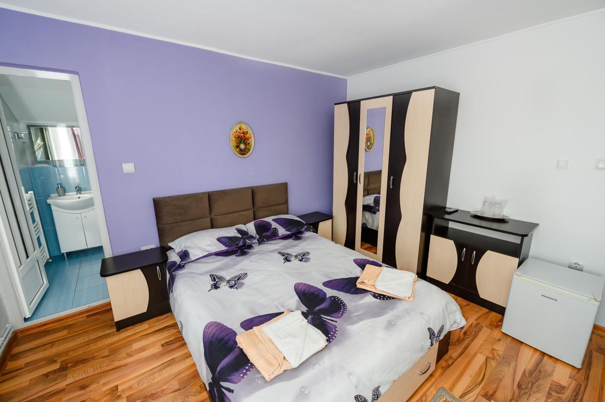 Casa Alex Calimanesti Hotel Ngoại thất bức ảnh