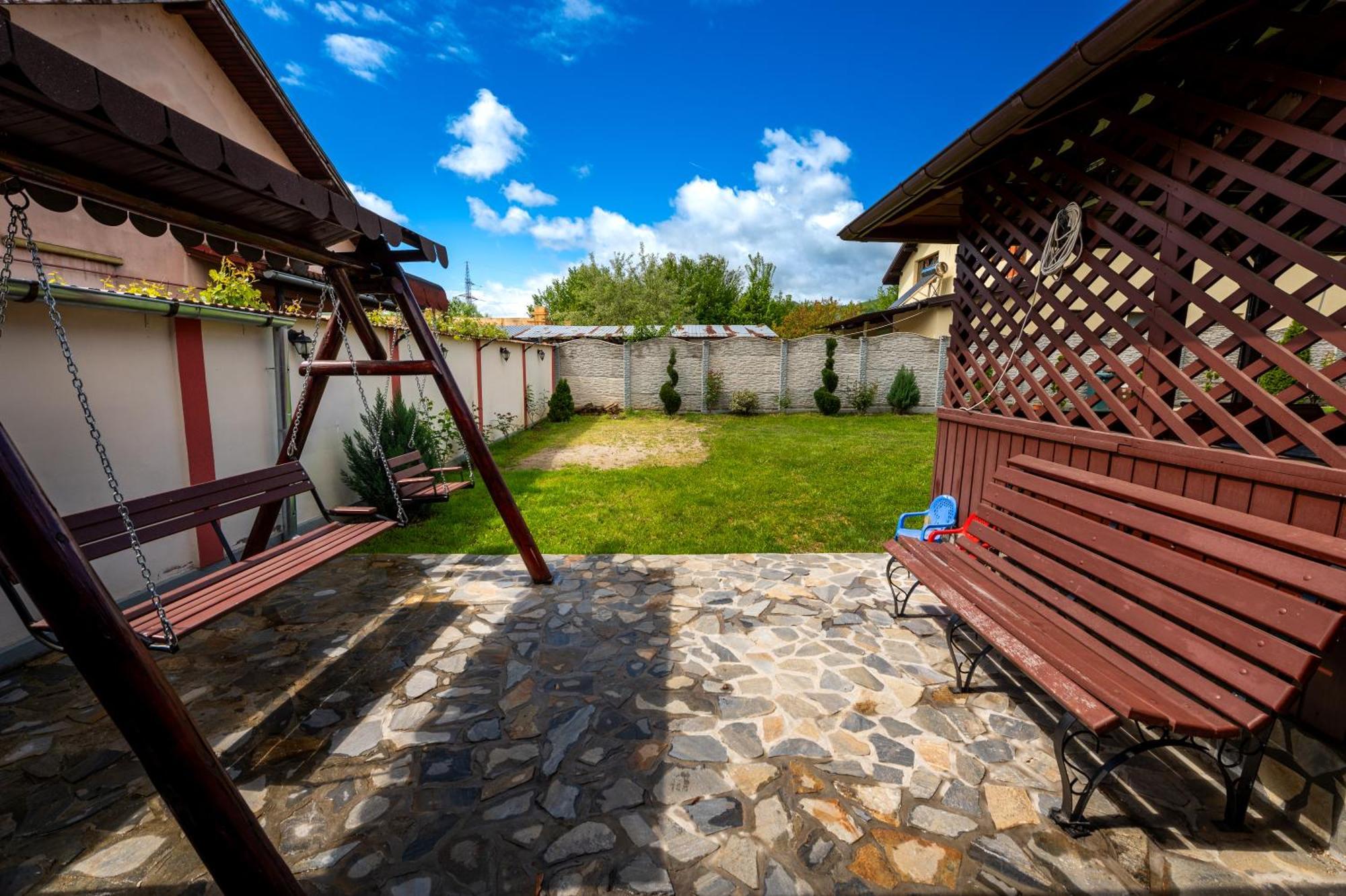 Casa Alex Calimanesti Hotel Ngoại thất bức ảnh