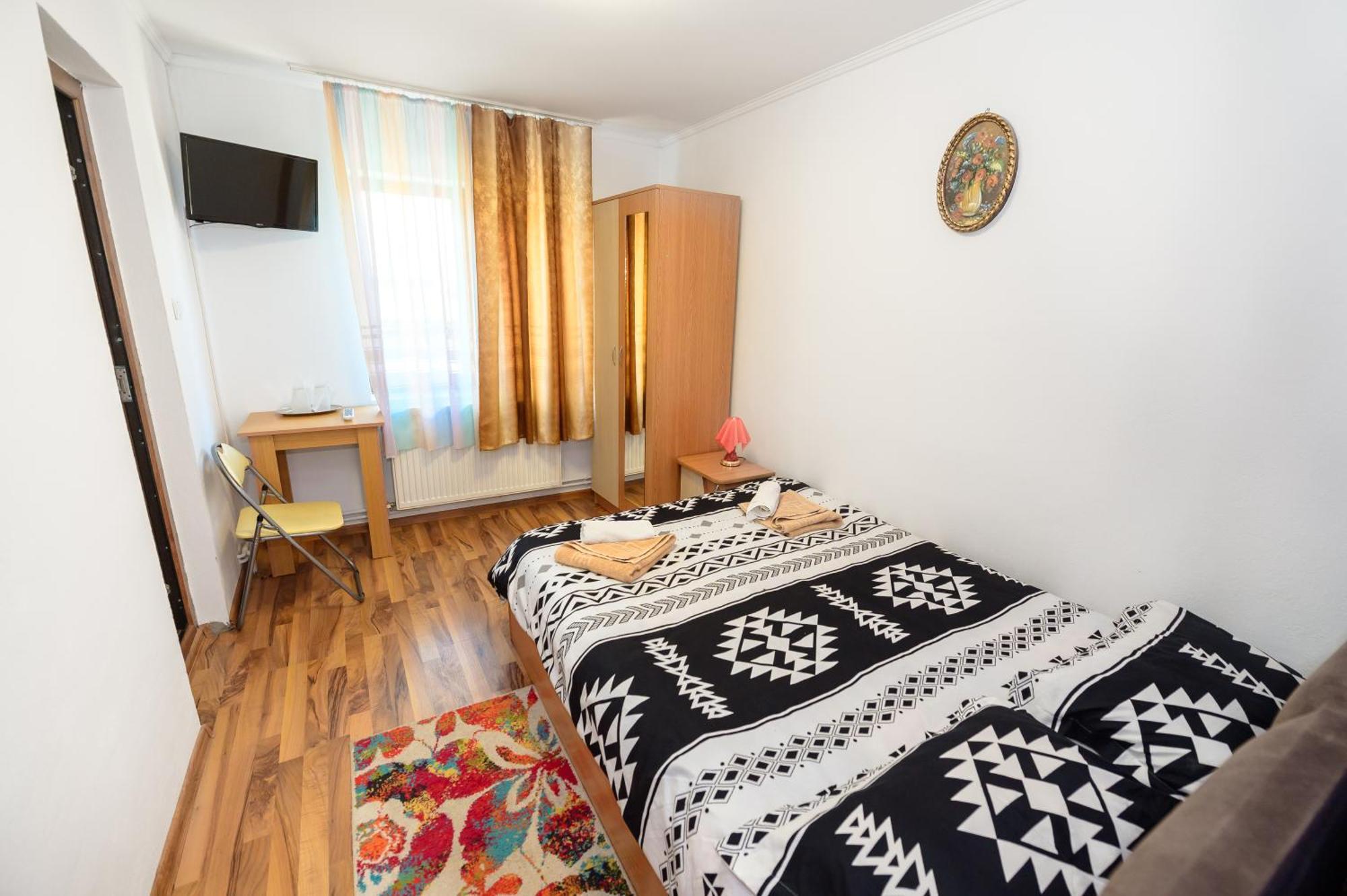 Casa Alex Calimanesti Hotel Ngoại thất bức ảnh