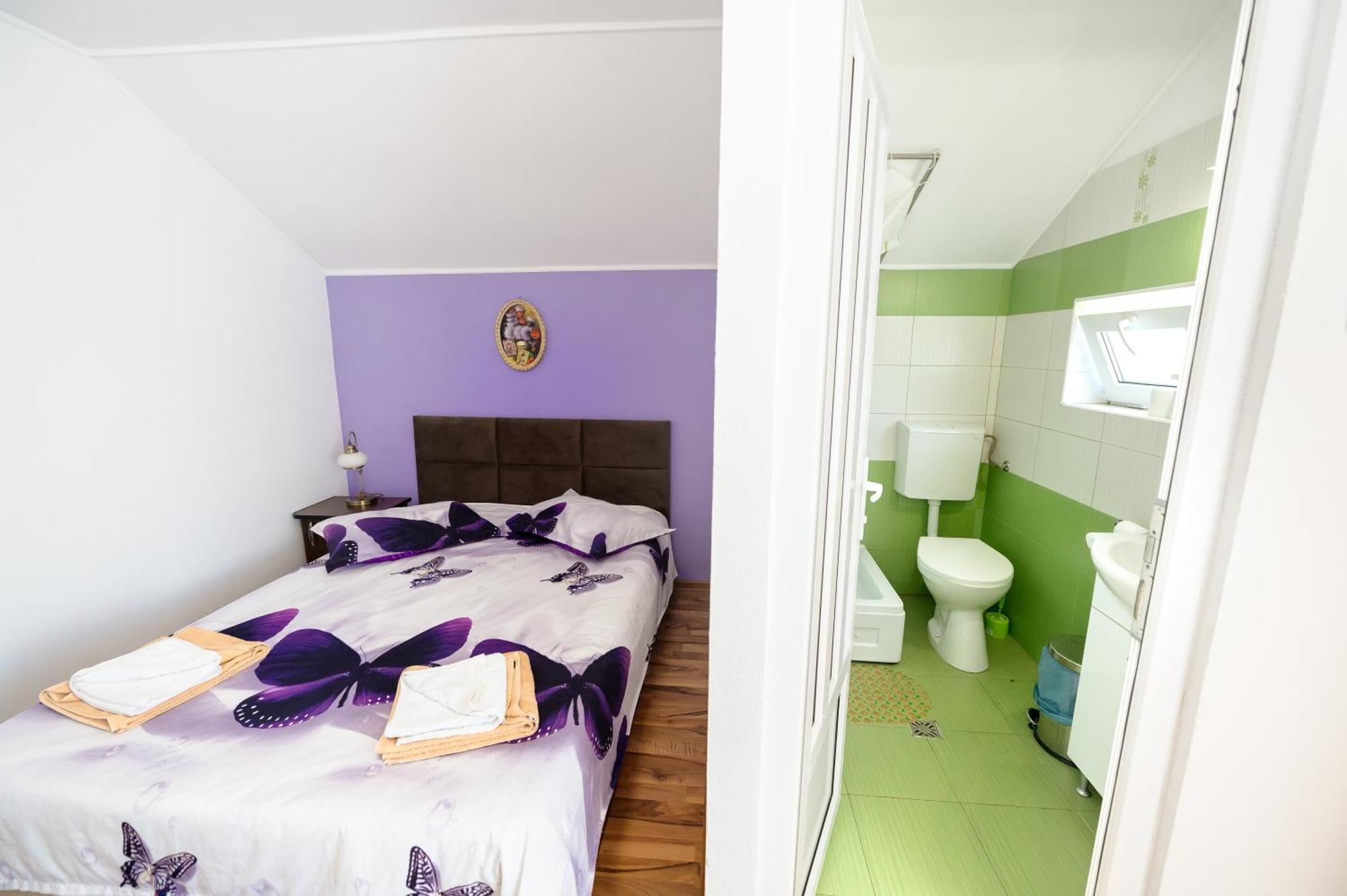Casa Alex Calimanesti Hotel Ngoại thất bức ảnh