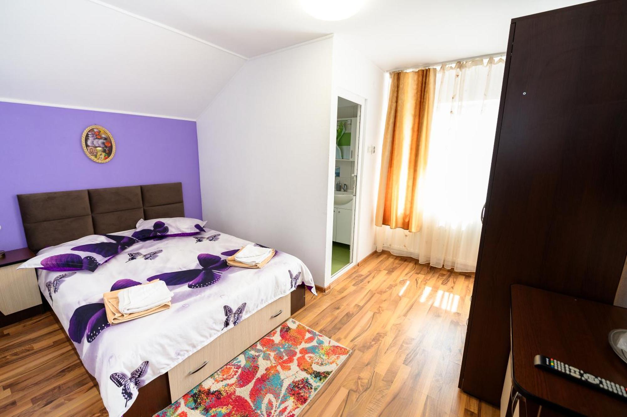 Casa Alex Calimanesti Hotel Ngoại thất bức ảnh